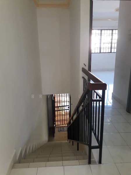 2-storey Terraced House for Sale in Selayang (Selangor) - Bryan Lee - Entrance - PropertyGuru.com.my