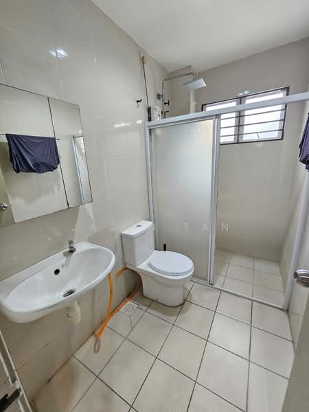 2-storey Terraced House for Sale in TAMAN PUCHONG UTAMA (Puchong) - Jason Tan - Bathroom - PropertyGuru.com.my