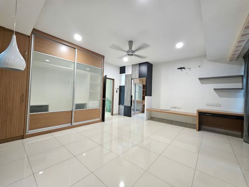 2-storey Terraced House for Sale in TAMAN PUCHONG UTAMA (Puchong) - Jason Tan - Bedroom - PropertyGuru.com.my