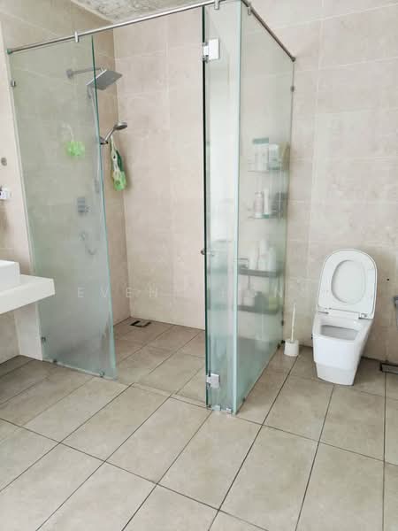 Rumah Banglo untuk Dijual di Kota Kemuning (Shah Alam) - Even Chong - Bathroom - PropertyGuru.com.my
