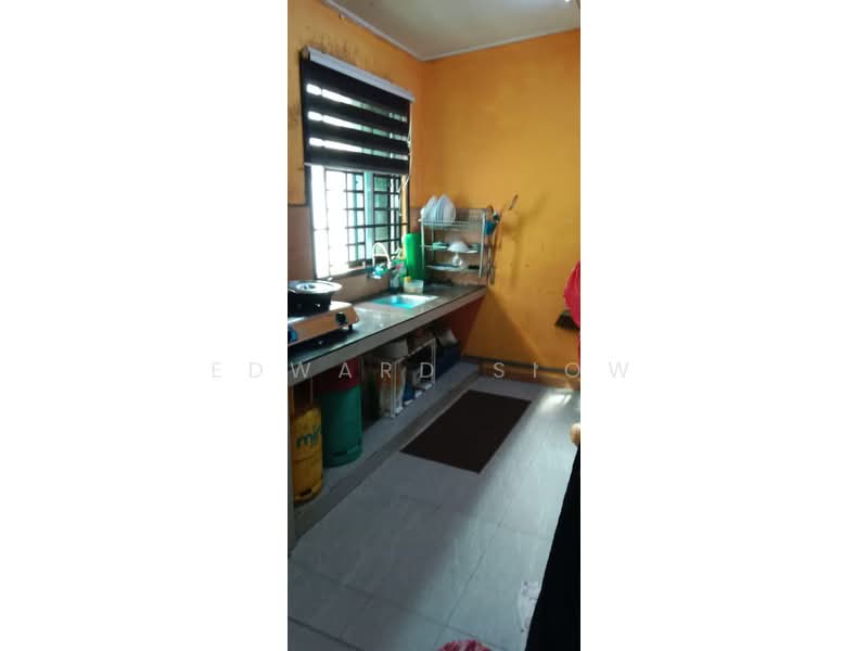 Rumah Teres 2 Tingkat untuk Dijual di Bandar Dato Onn (Tebrau) - Edward Siow - Kitchen - PropertyGuru.com.my