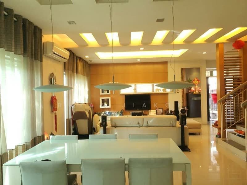 Rumah Kluster untuk Dijual di Sutera Damansara (Damansara Damai) - Brian JiaKok - Living Room - PropertyGuru.com.my