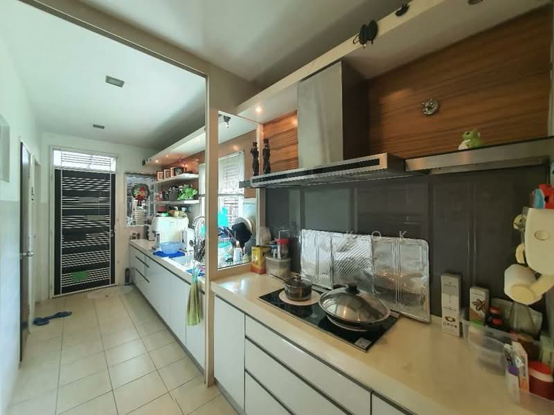 Rumah Kluster untuk Dijual di Sutera Damansara (Damansara Damai) - Brian JiaKok - Kitchen - PropertyGuru.com.my