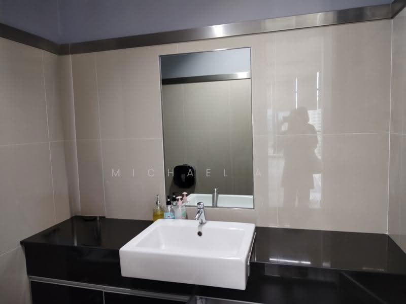 Pejabat untuk Dijual di Kampung Kerinchi (Bangsar South) (Kuala Lumpur) - Michael Au - Bathroom - PropertyGuru.com.my
