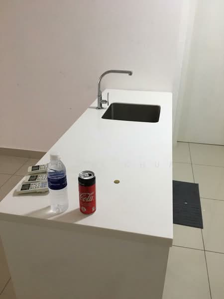 Servis Apartment untuk Disewa di Paramount Utropolis - Tracy Chua - Kitchen - PropertyGuru.com.my
