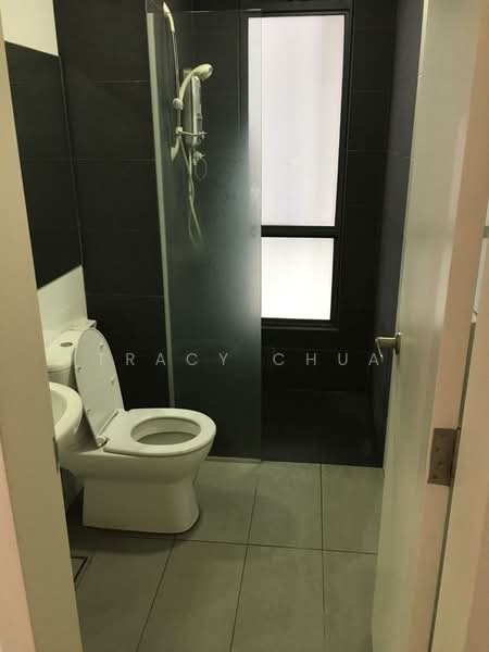 Servis Apartment untuk Disewa di Paramount Utropolis - Tracy Chua - Bathroom - PropertyGuru.com.my
