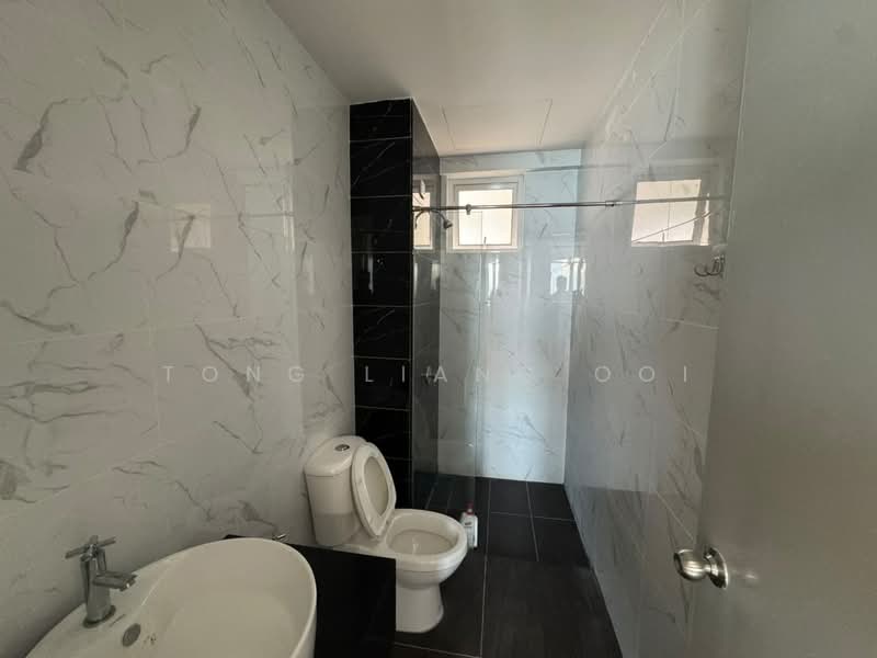 Condominium for Sale at The Zen - Tong Liang Ooi - Bathroom - PropertyGuru.com.my