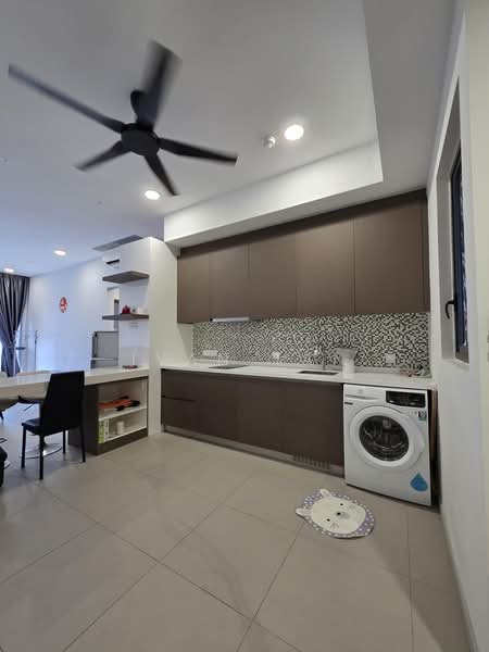 Service Residence for Rent at Seventeen Mall & Residences (Biji Living) - Ivan Tan - Kitchen - PropertyGuru.com.my