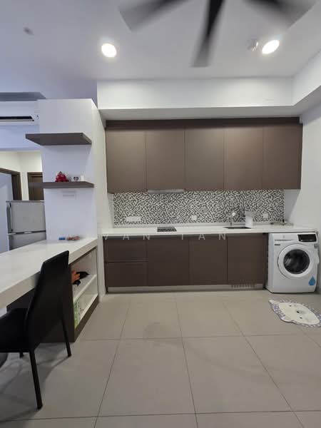 Service Residence for Rent at Seventeen Mall & Residences (Biji Living) - Ivan Tan - Kitchen - PropertyGuru.com.my