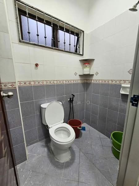 Rumah Teres 2.5 Tingkat untuk Disewa di Perling (Johor) - Jay Ho - Bathroom - PropertyGuru.com.my