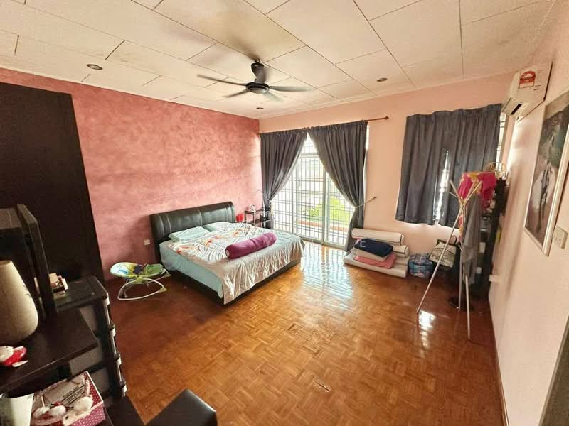 Rumah Berkembar untuk Dijual di Taman Bukit Jaya (Ulu Tiram) - Zoey Lee - Bedroom - PropertyGuru.com.my