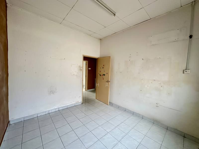 Rumah Teres 2 Tingkat untuk Dijual di Taman Ramal Indah (Kajang) - Muz Hafiz - PropertyGuru.com.my