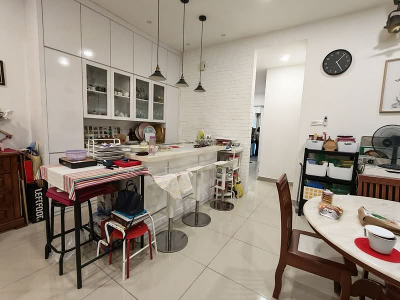 2-storey Terraced House for Sale in Bandar Indahpura (Kulai) - Wee Howe - Kitchen - PropertyGuru.com.my