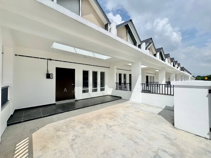 Rumah Teres untuk Dijual di Klang (Selangor) - Alif Saad - PropertyGuru.com.my