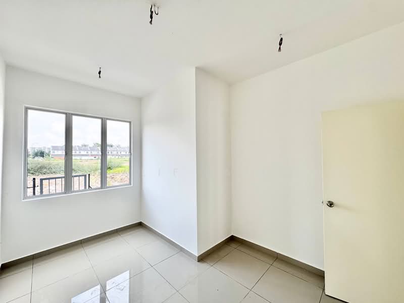 Rumah Teres untuk Dijual di Klang (Selangor) - Alif Saad - PropertyGuru.com.my