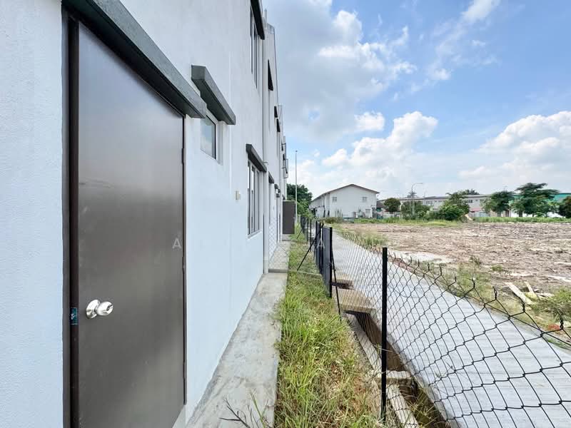 Rumah Teres untuk Dijual di Klang (Selangor) - Alif Saad - PropertyGuru.com.my