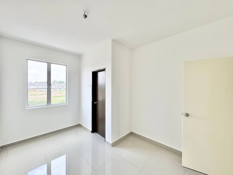 Rumah Teres untuk Dijual di Klang (Selangor) - Alif Saad - PropertyGuru.com.my