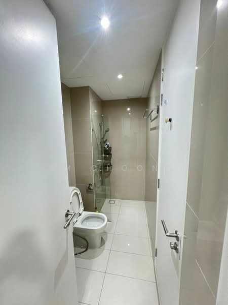 Servis Apartment untuk Disewa di Southlink - HM Choong - Bathroom - PropertyGuru.com.my
