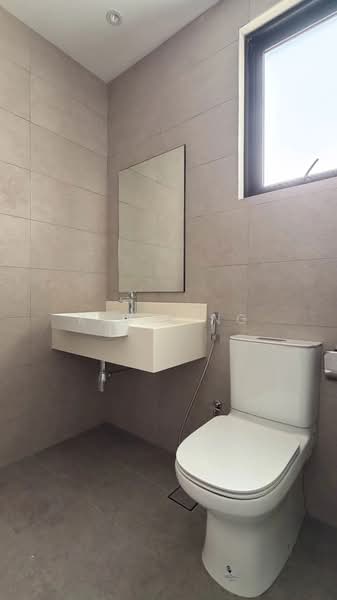 Kondominium untuk Disewa di Bangsar Hill Park - Kim Ling - Master Bathroom - PropertyGuru.com.my