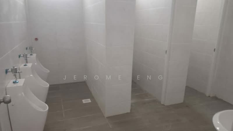 Kilang untuk Disewa di Kawasan Perindustrian Batu Kawan (Simpang Ampat) - Jerome Eng - Bathroom - PropertyGuru.com.my