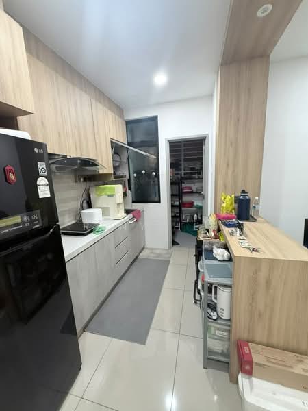 Apartment for Rent at Austin Regency (Pangsapuri Austin Perdana) - Reny Hee - Kitchen - PropertyGuru.com.my