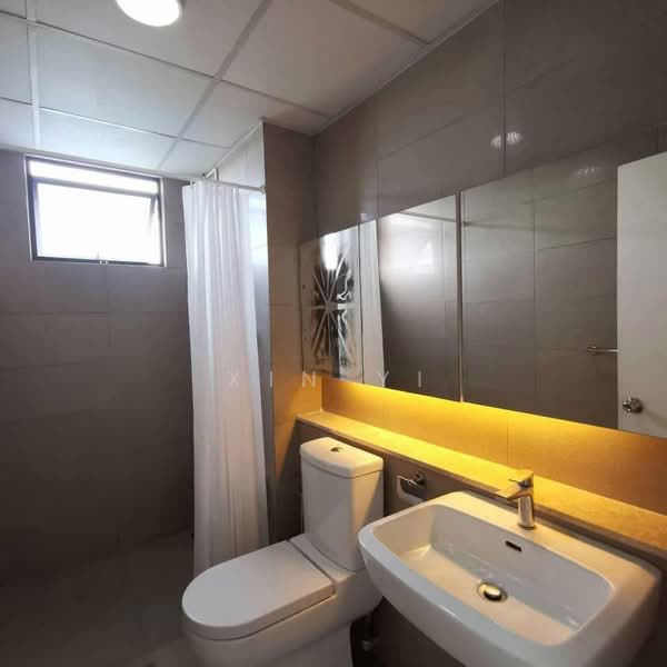 Condominium for Sale at The WaterEdge (Pinggiran Air) - Xin Yi - Bathroom - PropertyGuru.com.my