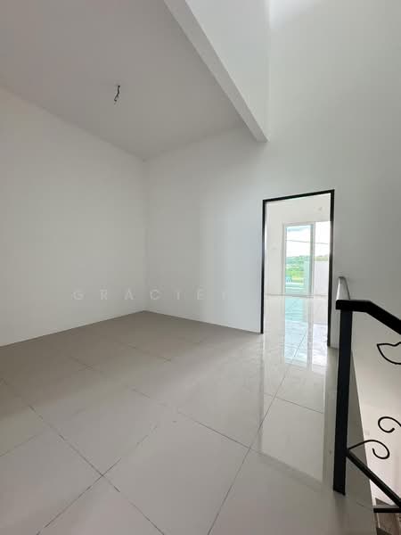 2-storey Terraced House for Rent in Ara Kuda (Tasek Gelugor) - Graciey Lim - 1st Floor Living Hall - PropertyGuru.com.my