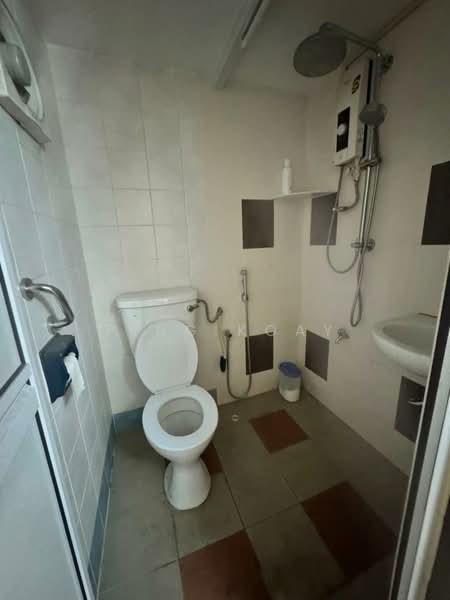 Rumah Teres 1-Tingkat untuk Dijual di Sungai Nibong (Bayan Lepas) - Ping Koay - Bathroom - PropertyGuru.com.my