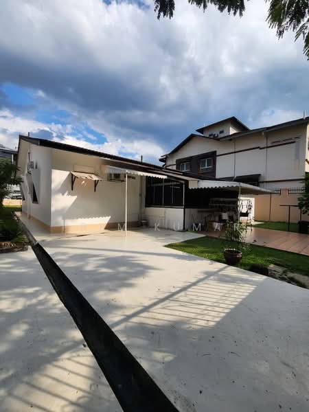 Rumah Banglo untuk Dijual di Seksyen 10 (Petaling Jaya) - Prem Kumar - Exterior - PropertyGuru.com.my