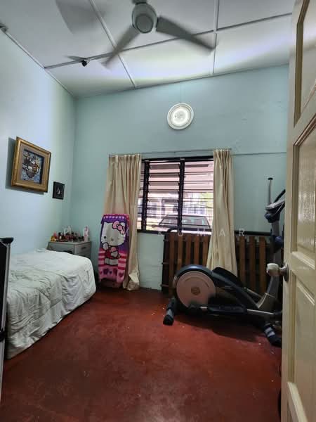 Rumah Banglo untuk Dijual di Seksyen 10 (Petaling Jaya) - Prem Kumar - Bedroom - PropertyGuru.com.my