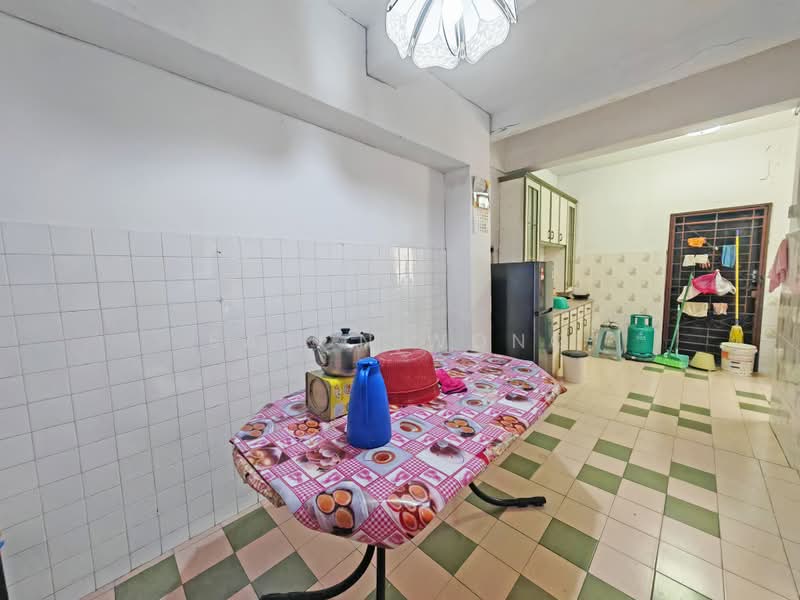 2-storey Terraced House for Sale in Ampang Jaya (Ampang) - Eason Wong - Kitchen - PropertyGuru.com.my