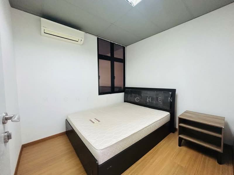 Kondominium untuk Dijual di Oasis - Michelle Cheng - Bedroom - PropertyGuru.com.my