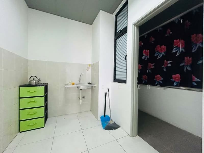 Kondominium untuk Dijual di Oasis - Michelle Cheng - Kitchen - PropertyGuru.com.my