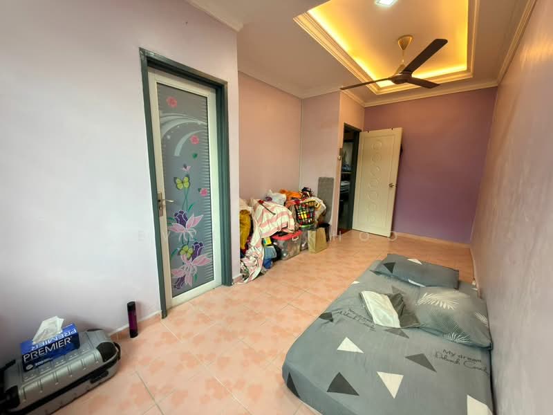 2-storey Terraced House for Sale in Kota Emerald (Rawang) - Evelyn Khoo - Room - PropertyGuru.com.my