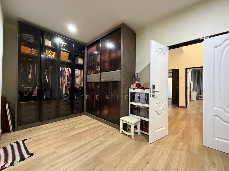 2-storey Terraced House for Sale in Bandar Indahpura (Kulai) - Queenie Ng - Bedroom - PropertyGuru.com.my