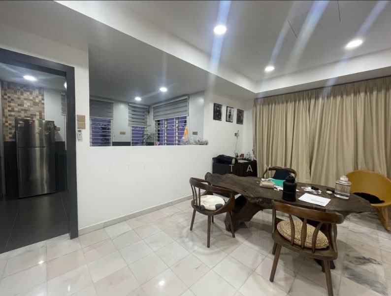 Rumah Banglo untuk Disewa di Bandar Mahkota Cheras (Cheras) - Steven Tay - Dining Room - PropertyGuru.com.my