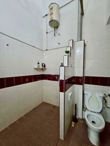 2-storey Terraced House for Sale in Gelugor (Penang) - Ping Koay - Bathroom - PropertyGuru.com.my