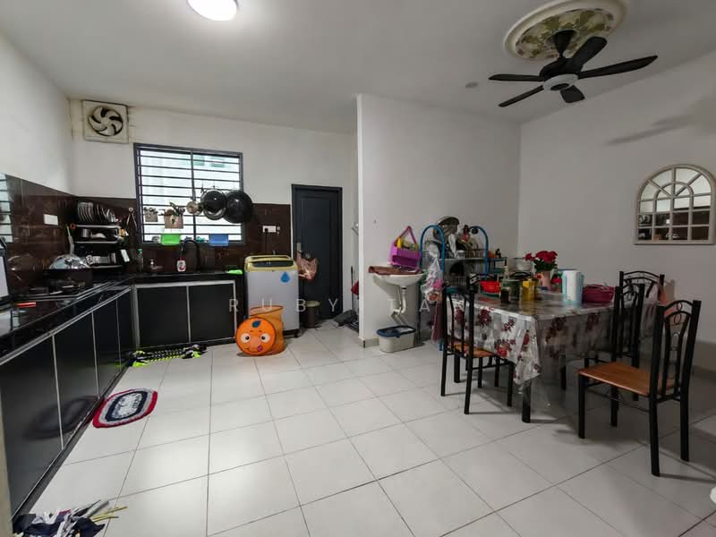 2-storey Terraced House for Sale in Taman Pulai Mutiara (Iskandar Puteri (Nusajaya)) - Ruby Tan - Kitchen - PropertyGuru.com.my