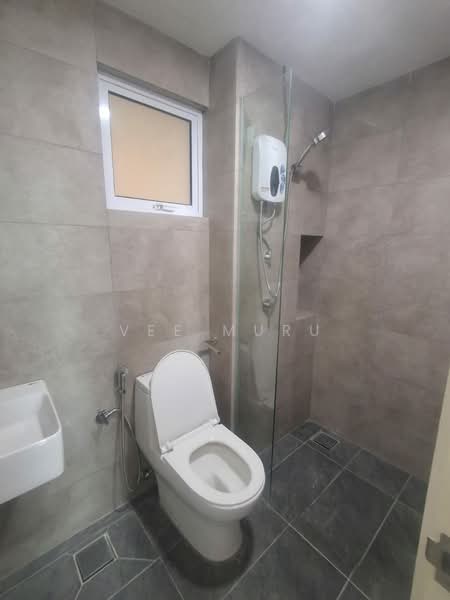 Servis Apartment untuk Disewa di Mesahill - Vee Muru - Bathroom - PropertyGuru.com.my