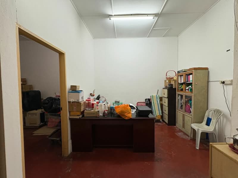 Rumah Teres 1 Tingkat untuk Dijual di Jelutong (Penang) - Ping Koay - Study - PropertyGuru.com.my