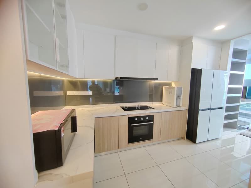 Condominium for Rent at Queens Residences Q1 @ Queens Waterfront - CS Ung - Kitchen - PropertyGuru.com.my
