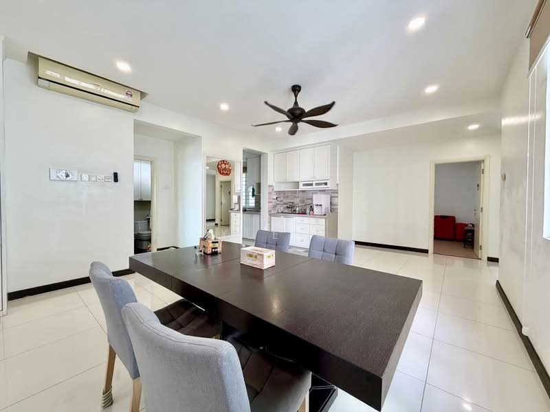 Kondominium untuk Disewa di Vertiq - Lee Xue Chen - Dining Room - PropertyGuru.com.my