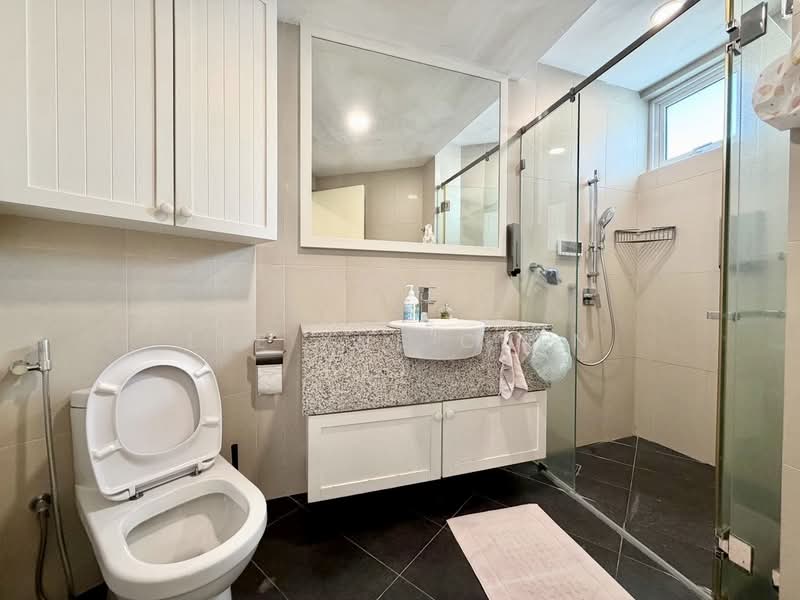 Kondominium untuk Disewa di Vertiq - Lee Xue Chen - Bathroom - PropertyGuru.com.my