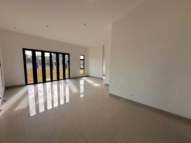 Semi-Detached House for Sale in Bandar Uda Utama (Johor Bahru) - Zoey Lee - Living Room - PropertyGuru.com.my