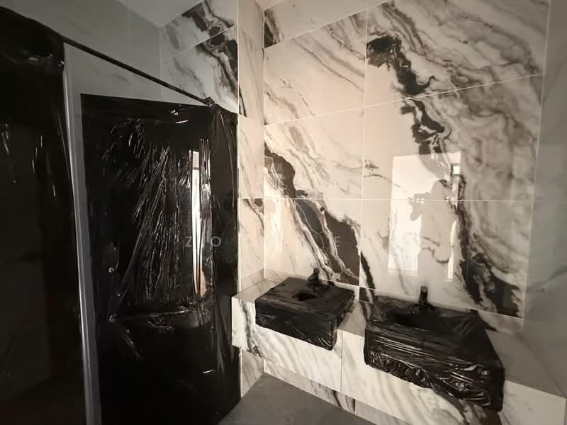 Semi-Detached House for Sale in Bandar Uda Utama (Johor Bahru) - Zoey Lee - Bathroom - PropertyGuru.com.my
