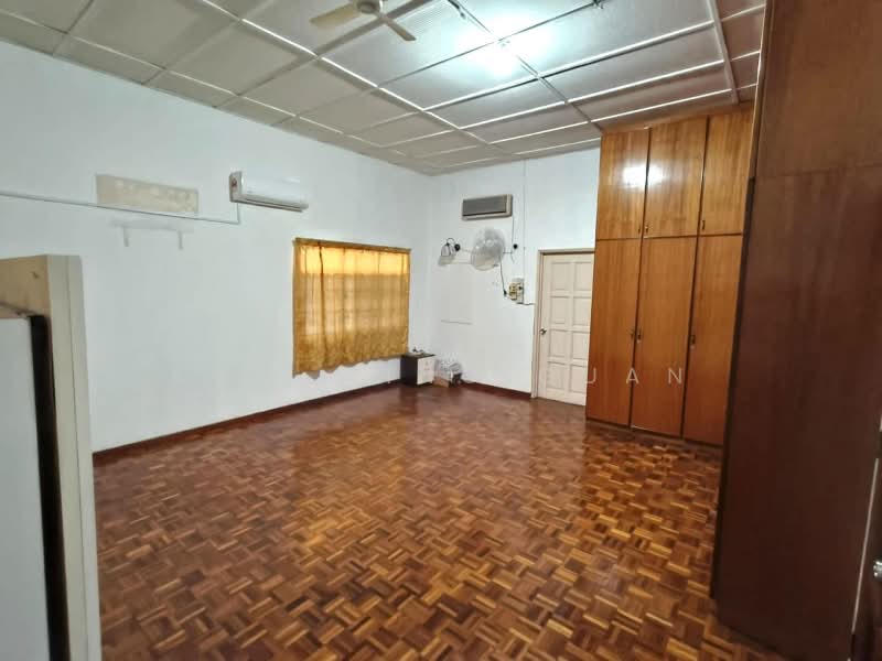 Rumah Banglo untuk Disewa di Bandar Baru Sri Petaling (Sri Petaling) - Kho Chng Guan - Living Room - PropertyGuru.com.my
