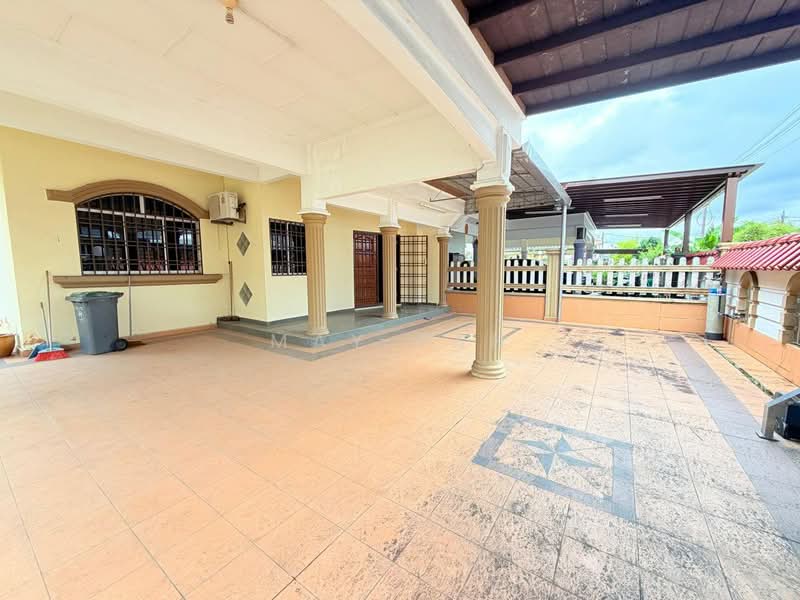 Rumah Berkembar untuk Dijual di Taman Delima (Kluang) - May Tan - PropertyGuru.com.my