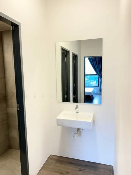 Servis Apartment untuk Dijual di Henna Residence @ The Quartz WM - Kean Phang - Bathroom - PropertyGuru.com.my