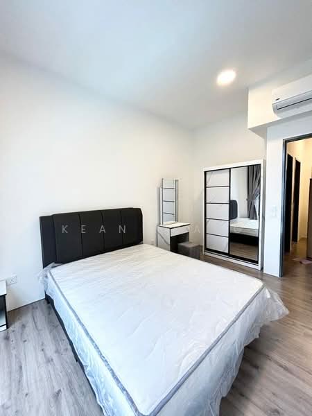 Servis Apartment untuk Dijual di Henna Residence @ The Quartz WM - Kean Phang - Bedroom - PropertyGuru.com.my