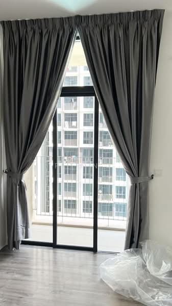 Servis Apartment untuk Dijual di Henna Residence @ The Quartz WM - Kean Phang - Balcony - PropertyGuru.com.my